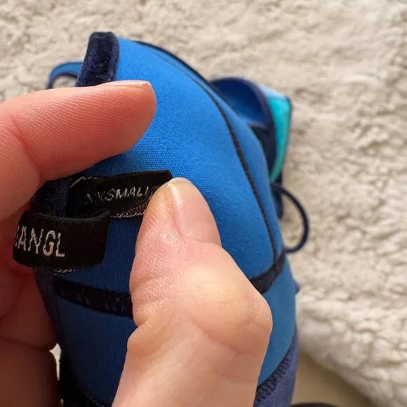 Triangl Two-Piece Velvet Neoprene Bikini Set Tootsie-Blue Moon Size XXS - Picture 12 of 12